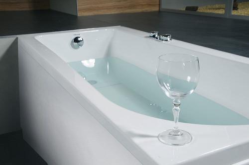 Wanna akrylowa prostokątna 150x70 cm LISA 85111 Polysan z baterią