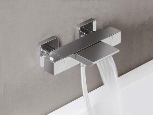Bateria wannowa ścienna z termostatem chrom połysk DIMY DM292 Sapho aranżacja