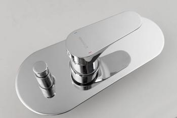 Bateria prysznicowa podtynkowa dwufunkcyjna CORNELI CE42 Sapho z bliska