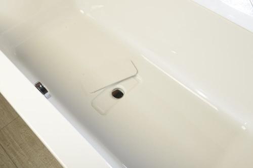 Wanna akrylowa prostokątna 170x80 cm MARLENE 72403 Polysan korek