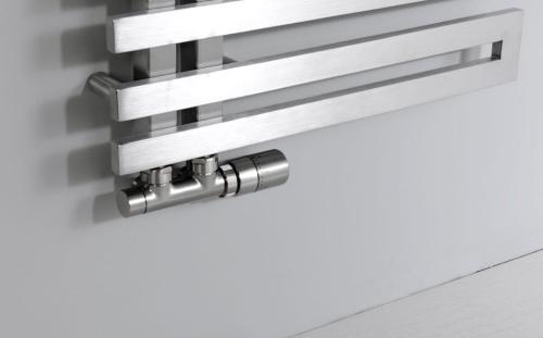 Grzejnik łazienkowy 500 x 1500 mm stal nierdzewna szczotkowana 399 W VOLGA NR515 Sapho