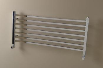 Grzejnik łazienkowy 450 x 1000 mm chrom 295 W METRO 0411-10 Sapho na scianie