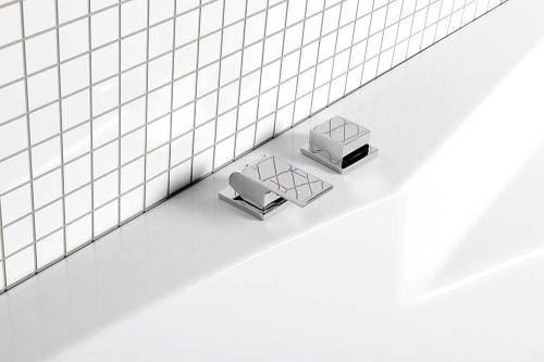 Bateria nawannowa dwuotworowa z przełącznikiem chrom INFINIT IF100 Sapho