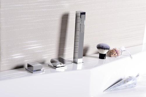 Bateria nawannowa dwuotworowa z przełącznikiem chrom INFINIT IF100 Sapho aranżacja