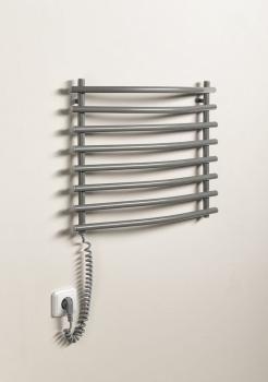 Łazienkowa suszarka elektryczna 570 x 465 mm srebrny metalik 72 W SU210A Aqualine na ścianie