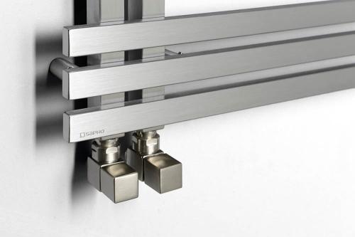 ee742903e83c8a16bd85f2a75bb6d01b