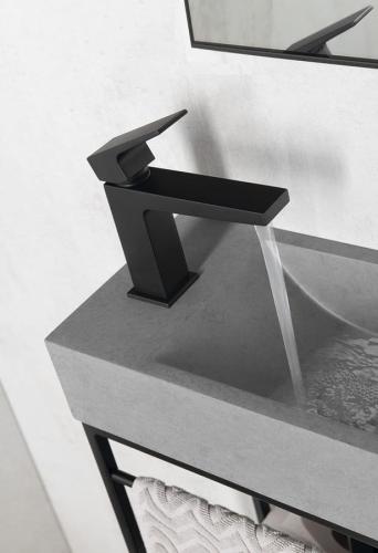 Bateria umywalkowa stojąca czarny mat DIMY DM002BL Sapho aranżacja