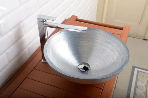 deaa95c2104fe4dfbf8d6ea705421525