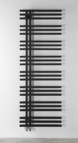 Grzejnik łazienkowy 600 x 1647 mm czarny mat 833 W SOPHINA IR704 Sapho  na ścianie