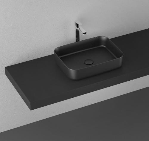 Umywalka ceramiczna nablatowa 50 x 36 cm czarny mat INFINITY RECTANGLE 10NF65050-2N Isvea aranżacja
