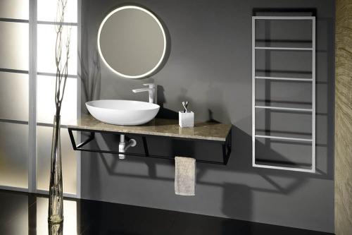 Wieszak drabinka na ręczniki 45 x 115 x 10 cm biały mat SKA SKA511 Sapho aranżacja