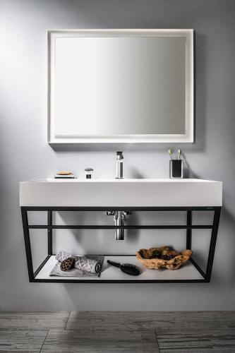 Konsola pod umywalkę z półką 90 x 40 x 46 cm czarny mat SKA SKA103 Sapho wizualizacja