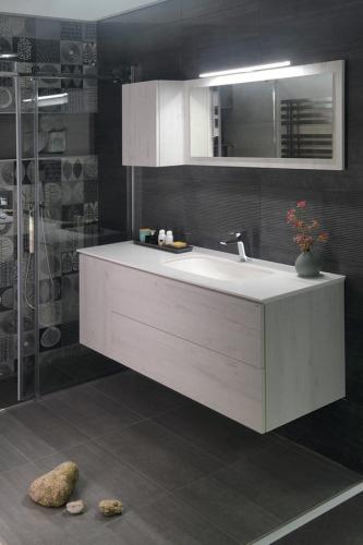 Blat marmur techniczny 111,6 x 51,3 cm biały mat TREOS TX112-0101 Sapho wizualizacja