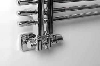 Zestaw przyłączeniowy zespolony z termostatem rozstaw 50 mm chrom prawy TWIN COMBI CP5010S Sapho z bliska