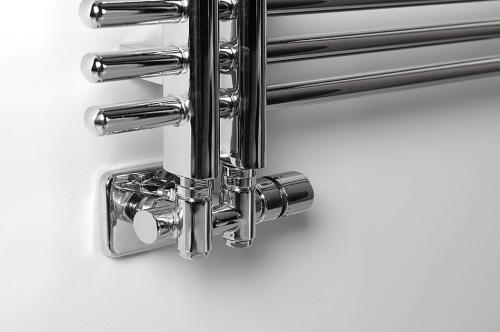 Zestaw przyłączeniowy zespolony z termostatem rozstaw 50 mm chrom prawy TWIN COMBI CP5010S Sapho z bliska