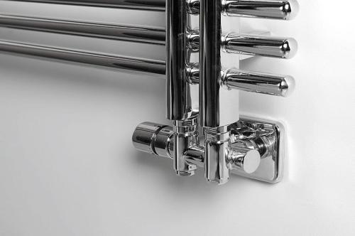 Zestaw przyłączeniowy zespolony z termostatem rozstaw 50 mm chrom lewy TWIN COMBI CP5012S Sapho z bliska
