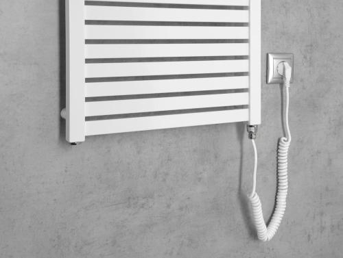 Grzejnik elektryczny 450 x 1330 mm biały 500 W TONDI-E DE470T Aqualine z dołu