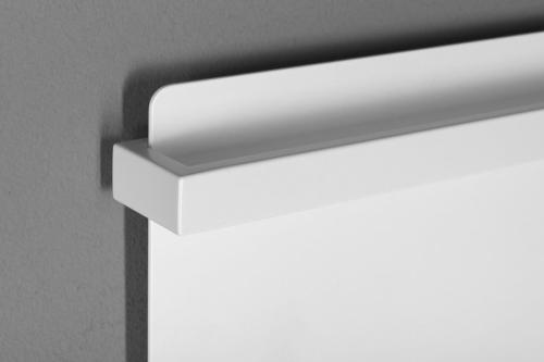 Łazienkowa suszarka elektryczna 400 x 800 mm biały mat 120 W ELMIS EB420 Sapho z bliska
