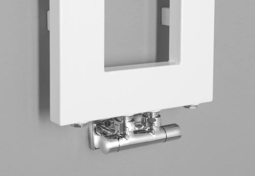 Grzejnik łazienkowy 280 x 1330 mm biały mat 353 W BLOCK IR183 Sapho podłączenie