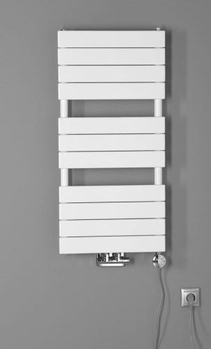 Grzejnik łazienkowy 450 x 934 mm biały 425 W BONDI DC400T Aqualine na ścianie