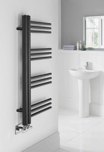 Grzejnik łazienkowy 500 x 900 mm czarny mat 361 W DORLION 1130-20 Sapho wizualizacja