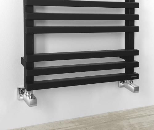 Grzejnik łazienkowy 500 x 1647 mm czarny mat 666 W FANTINA IR515 Sapho podłączenie