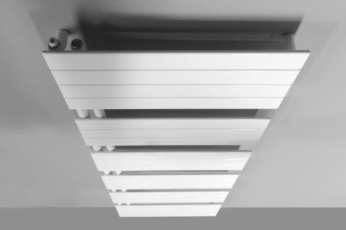 Grzejnik łazienkowy 600 x 1798 mm biały 927 W MILI DC650T Aqualine z góry