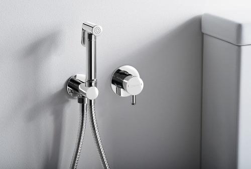 Bateria bidetowa podtynkowa z rączką bidetową chrom RHAPSODY 5540-01 Sapho  na ścianie
