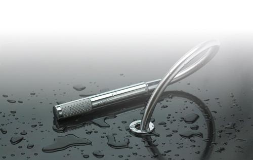 Gniazdo okrągłe pod rączkę prysznicową z wężem chrom FOLLOW ME PD467 Silfra aranżacja