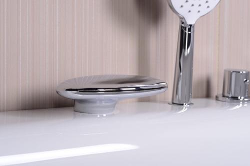 Wylewka nawannowa 170 mm 48B100 Silfra wizualizacja