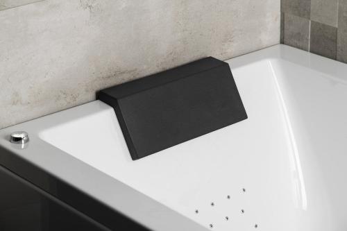 Zagłówek do wanny czarny BRENTO 250501 Polysan wizualizacja