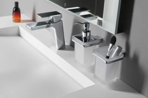 Kubek na szczoteczki chrom/szkło mleczne GLAMOUR 5710 Gedy aranżacja