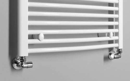Grzejnik łazienkowy 450 x 1320 mm biały 594 W ORBIT ILO34T Aqualine podłączenie