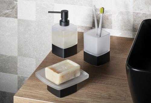 Dozownik mydła stojący, czarny LOUNGE 545514 GEDY zestaw