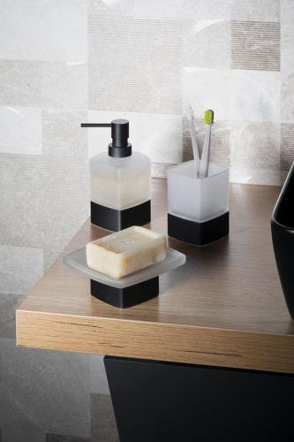 Mydelniczka do postawienia, czarny LOUNGE 545114 GEDY seria