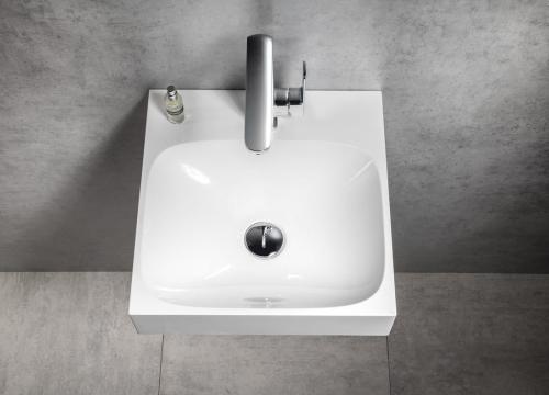 Umywalka kompozytowa 40 x 40 cm EMONA biała EN040 Sapho aranżacja