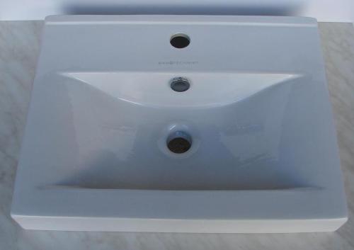 Umywalka ceramiczna meblowa 60 x 48 cm K822 Sanotechnik z góry