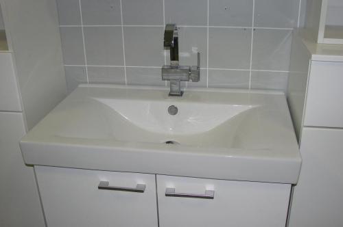 Umywalka ceramiczna meblowa 60 x 48 cm K822 Sanotechnik wizualizacja
