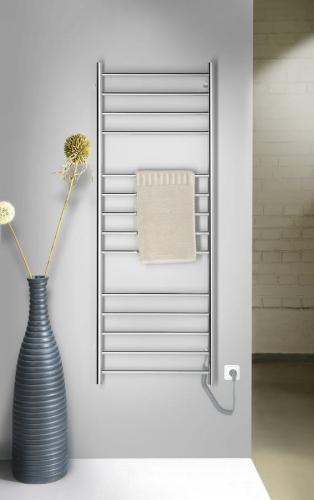 Łazienkowa suszarka elektryczna 600 x 1500 mm chrom 130 W REDONDO ER250V Sapho na ścianie
