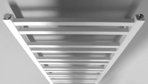 Grzejnik łazienkowy 500 x 1100 mm biały 343 W METRO DOS IR432T Sapho z góry