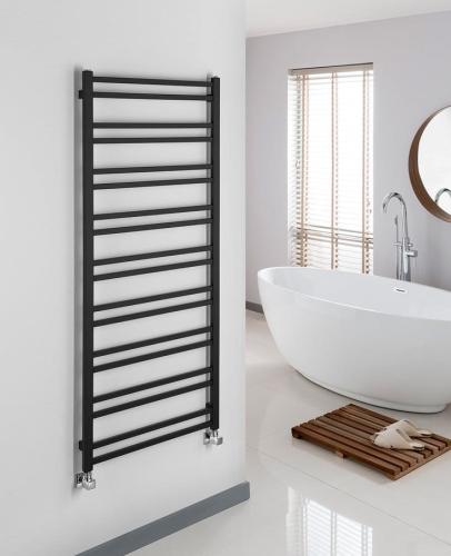 Grzejnik łazienkowy 550 x 1430 mm czarny mat 476 W METRO DOS IR430TB Sapho wizualizacja
