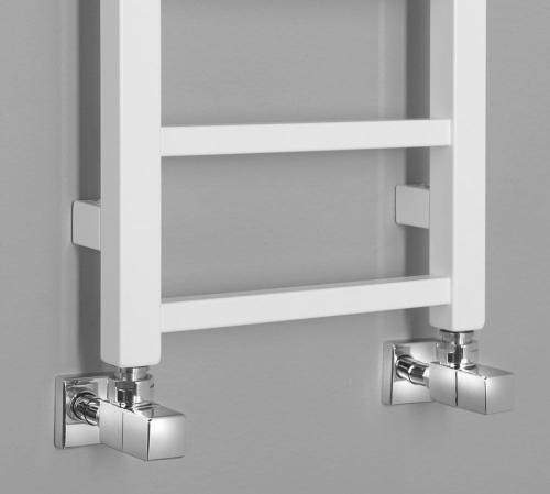 Grzejnik łazienkowy 300 x 1140 mm biały 211 W METRO LIGHT IR444T Sapho podłaczenie