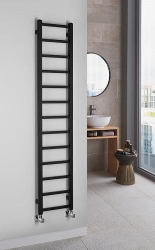 Grzejnik łazienkowy 300 x 1500 mm czarny mat 276 W METRO LIGHT IR446TB Sapho wizualizacja