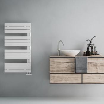 Grzejnik łazienkowy 600 x 1200 mm biały 574 W AREZZO AL113 Sanotechnik wizualizacja