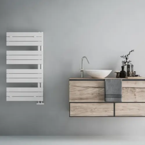 Grzejnik łazienkowy 600 x 1200 mm biały 574 W AREZZO AL113 Sanotechnik wizualizacja