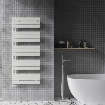 Grzejnik łazienkowy 600 x 1600 mm biały 727 W AREZZO AL143 Sanotechnik wizualizacja