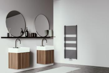 Grzejnik łazienkowy 600 x 1400 mm czarny mat 788 W TRIENT TRS140 Sanotechnik wizualizacja