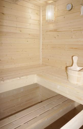 Sauna zewnętrzna RAUMA F30460 Sanotechnik