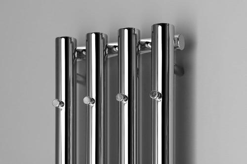 Grzejnik łazienkowy 270 x 1800 mm chrom z wieszaczkami 660 W PILON IZ120T Sapho  wieszaczki