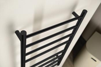 Łazienkowa suszarka elektryczna 630 x 1160 mm czarny mat 130 W REDONDO ER230BV Sapho z góry